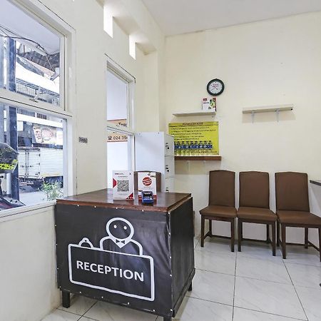 Spot On 90780 Gang Tengah Homestay Syariah Semarang Zewnętrze zdjęcie