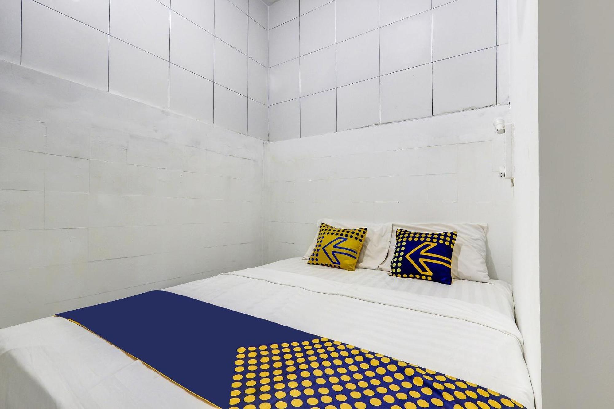 Spot On 90780 Gang Tengah Homestay Syariah Semarang Zewnętrze zdjęcie